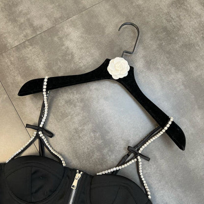 Ladies Shoulder Strap Bow Zipper Dark Tank Top.