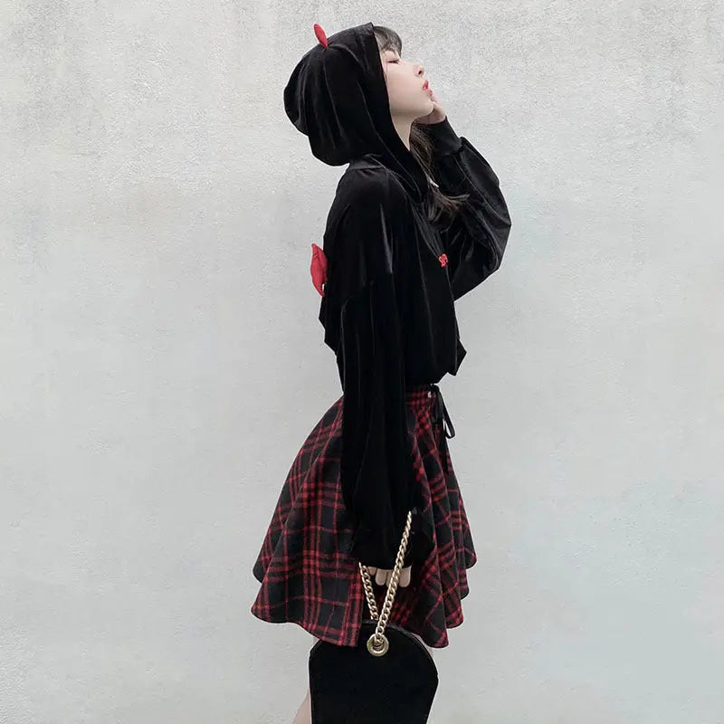 Spring, Autumn And Winter Wide-Waisted Red Plaid Girl Dark Black Skirt Female Woolen High-Waisted Tutu Skirt Ins Wild Tide.
