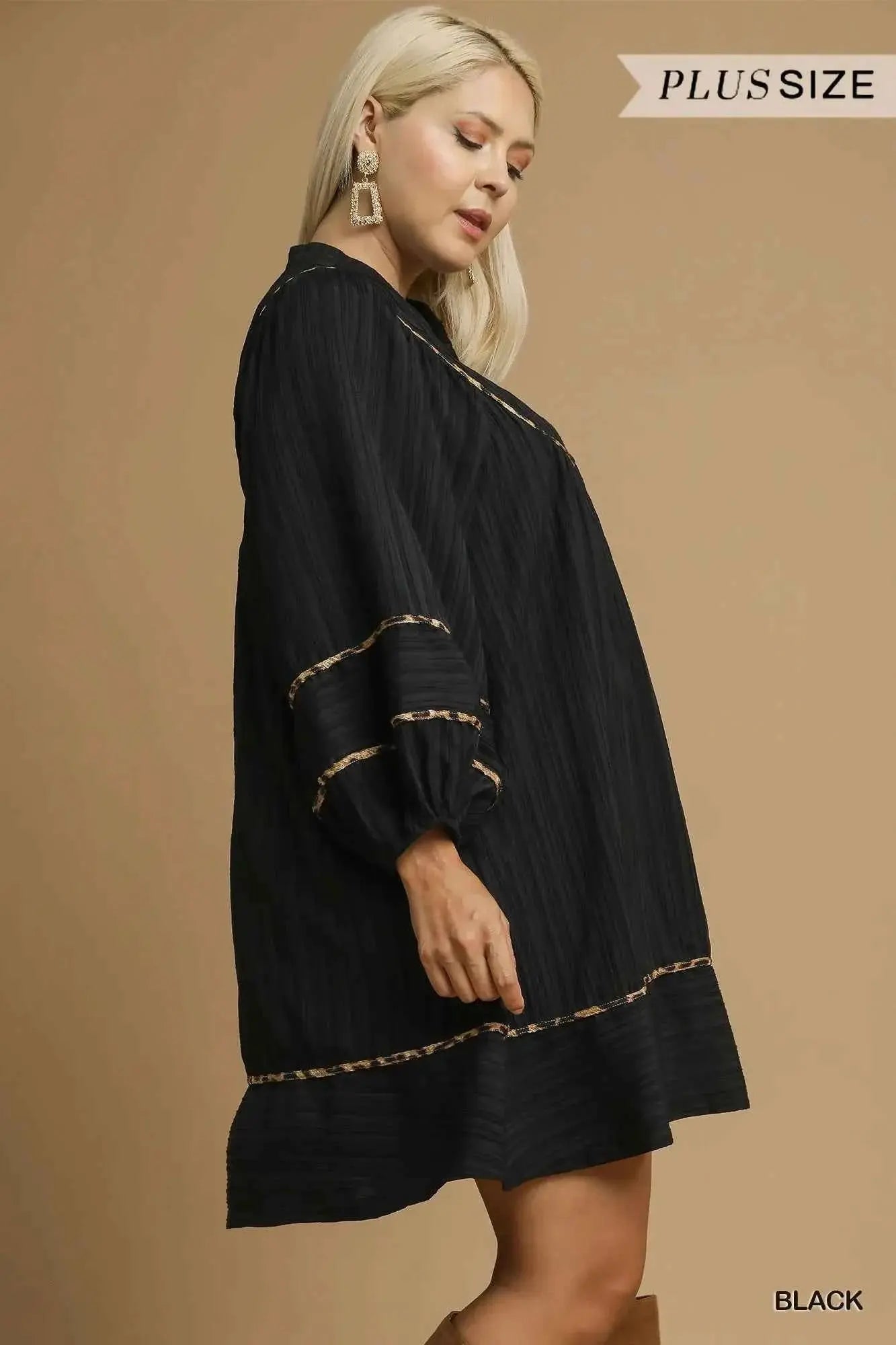 Umgee Full Size Textured Babydoll Dress with Leopard Trim Plus Size.